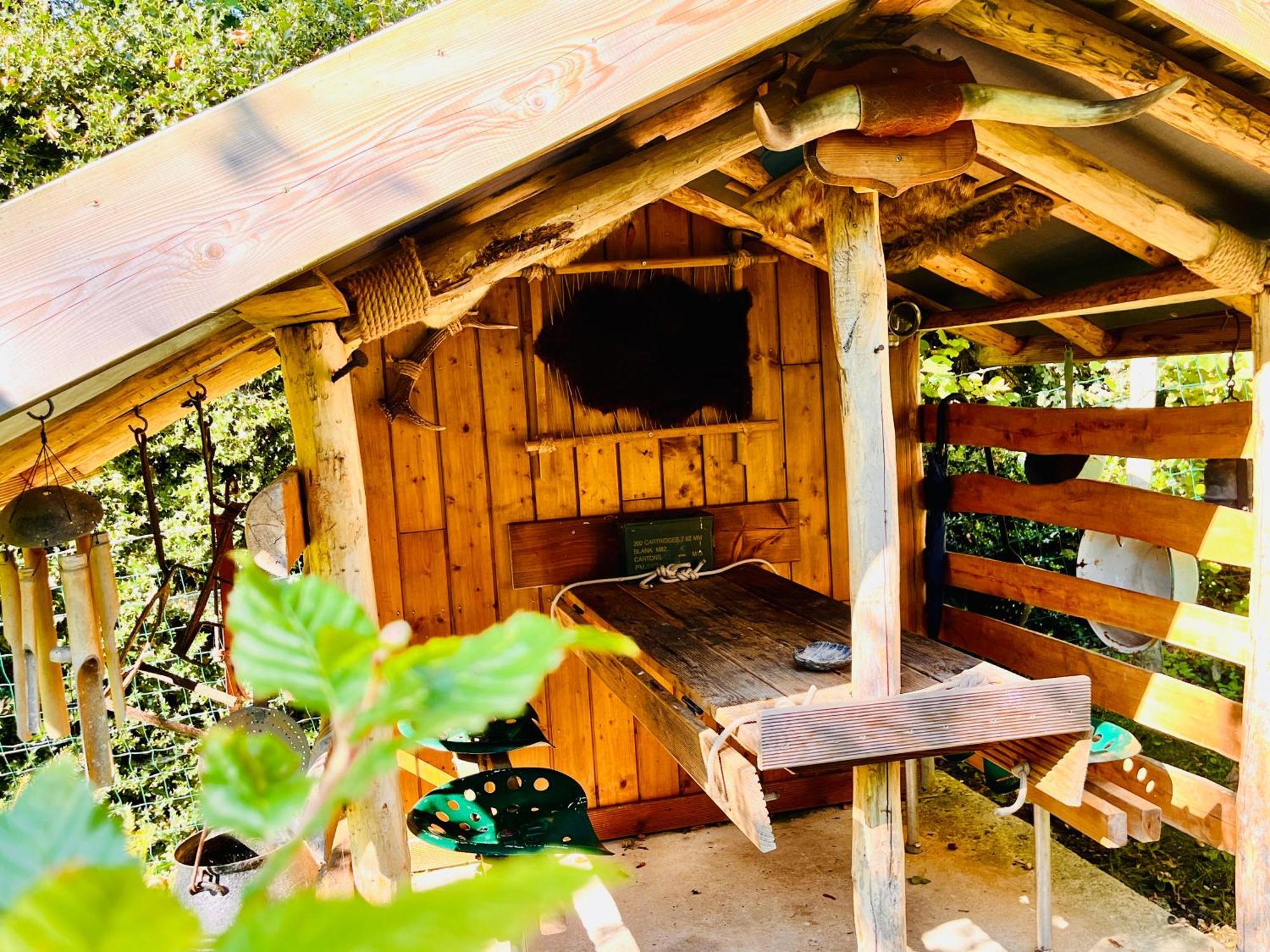 La Cabane Perchee Du Trappeur Écrainville Eksteriør bilde