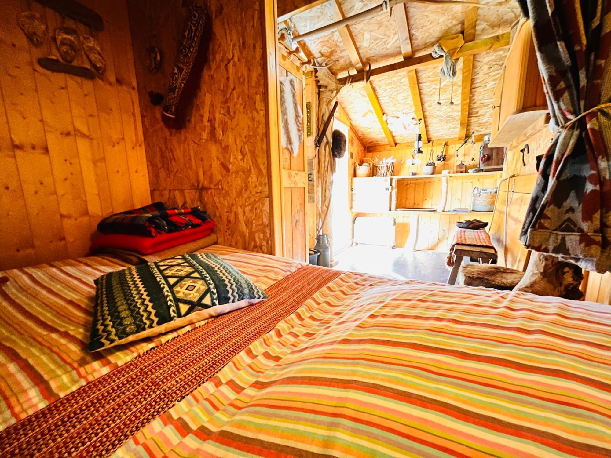 La Cabane Perchee Du Trappeur Écrainville Eksteriør bilde